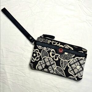 Relic Black and White Geometric Flower Design Wristlet Clutch. Multiple pockets.
